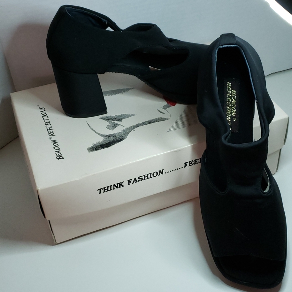 Shoes - Picture 6 of 6